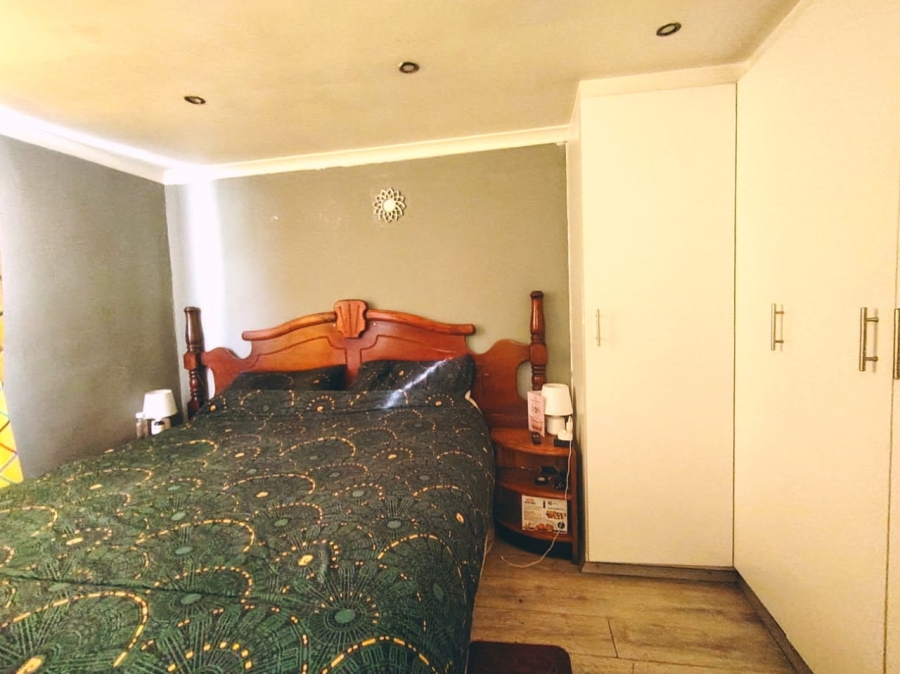 3 Bedroom Property for Sale in Sercor Park Western Cape